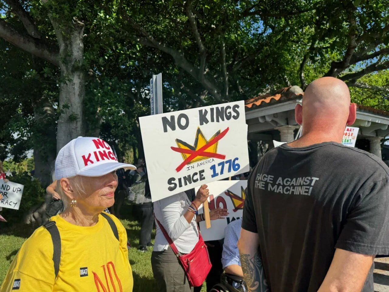 "Без королів": у США в день народження Трампа проходять масові протести проти його міграційної політики. Фото і відео