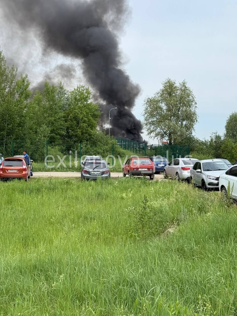 В российском Татарстане атаковали город, где собирают дроны: россияне пожаловались на 13 пострадавших. Видео