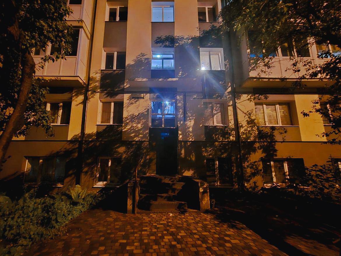 Під Києвом чоловік зарізав співмешканку та пішов спати. Подробиці справи та фото