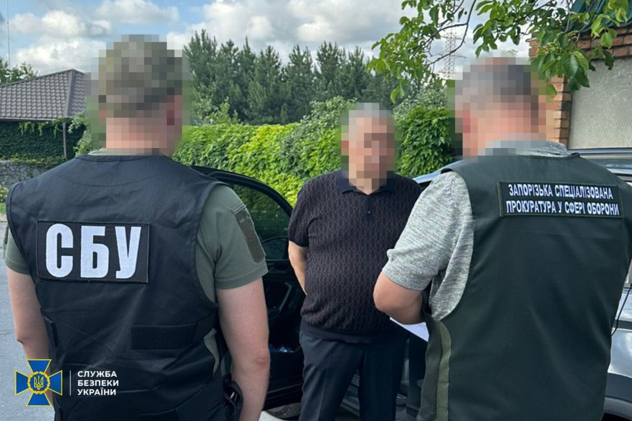 В Запорожье ректорат одного из университетов разоблачили на схеме для уклонистов: "заработали" более 50 млн грн. Фото