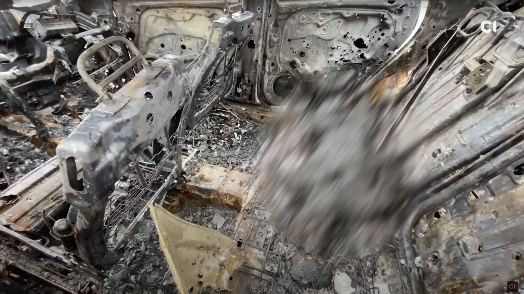 "Я его из автомата добил": журналисты получили аудиоперехват и показания российского офицера о расстреле гражданского в Киевской области