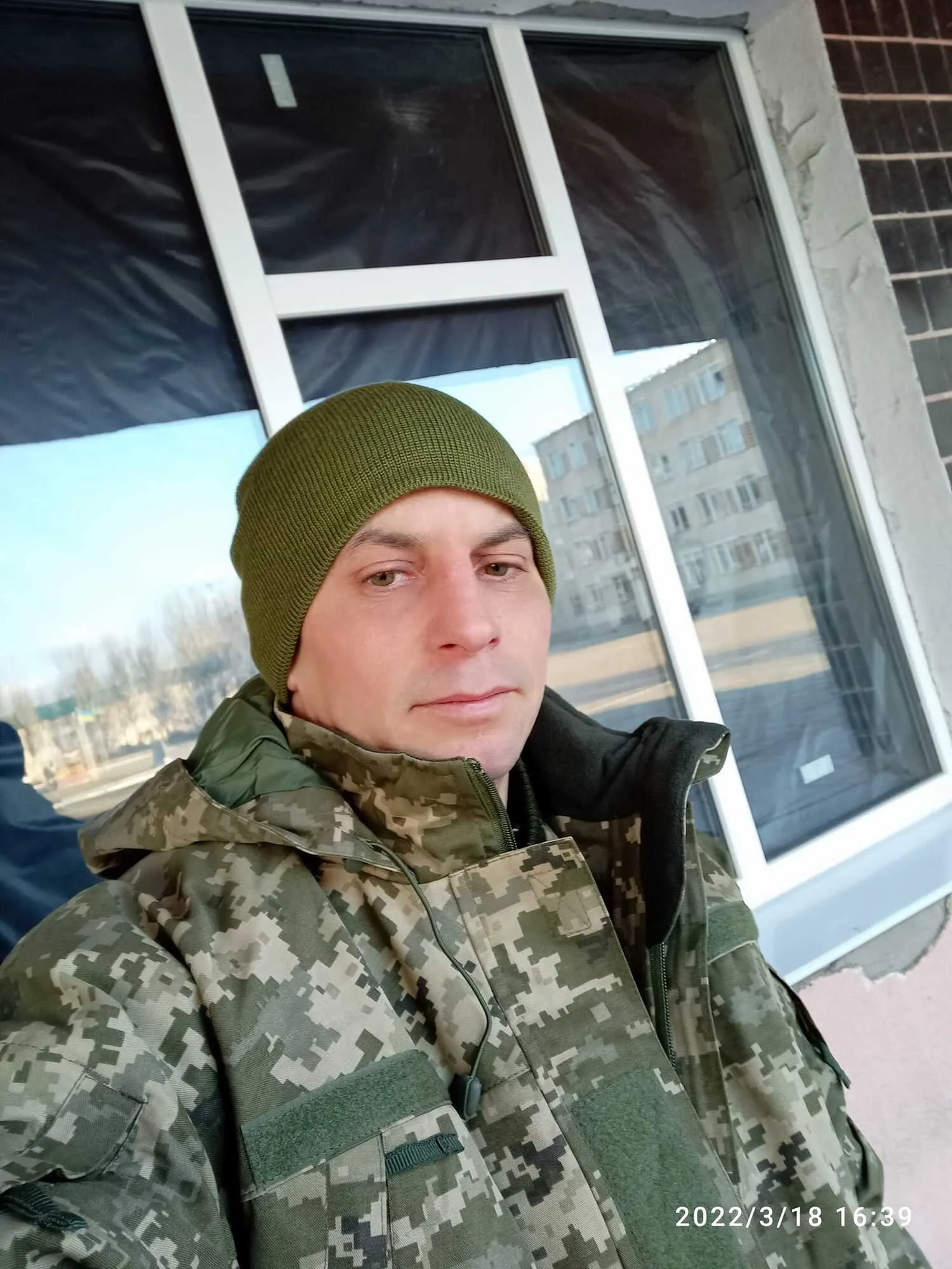 "Я боюся, але обираю надію": в Ізраїлі іранська ракета вбила українську сім'ю, яка приїхала лікувати доньку від раку