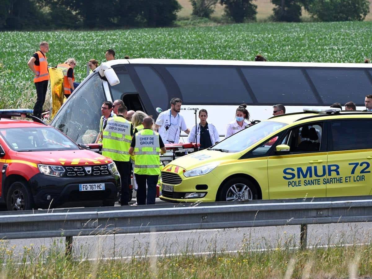 Серед загиблих у ДТП у Франції були дві викладачки коледжу на Буковині: нові подробиці трагедії