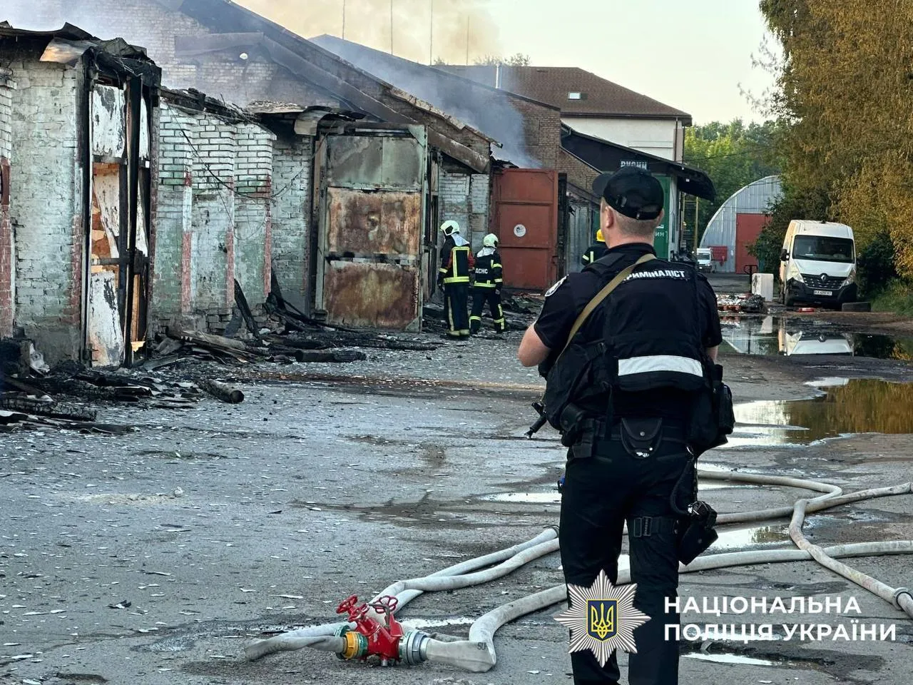 Ворог вдарив по Києву "Шахедами" і ракетами: підтверджено загибель 27 людей, багато постраждалих. Фото й відео