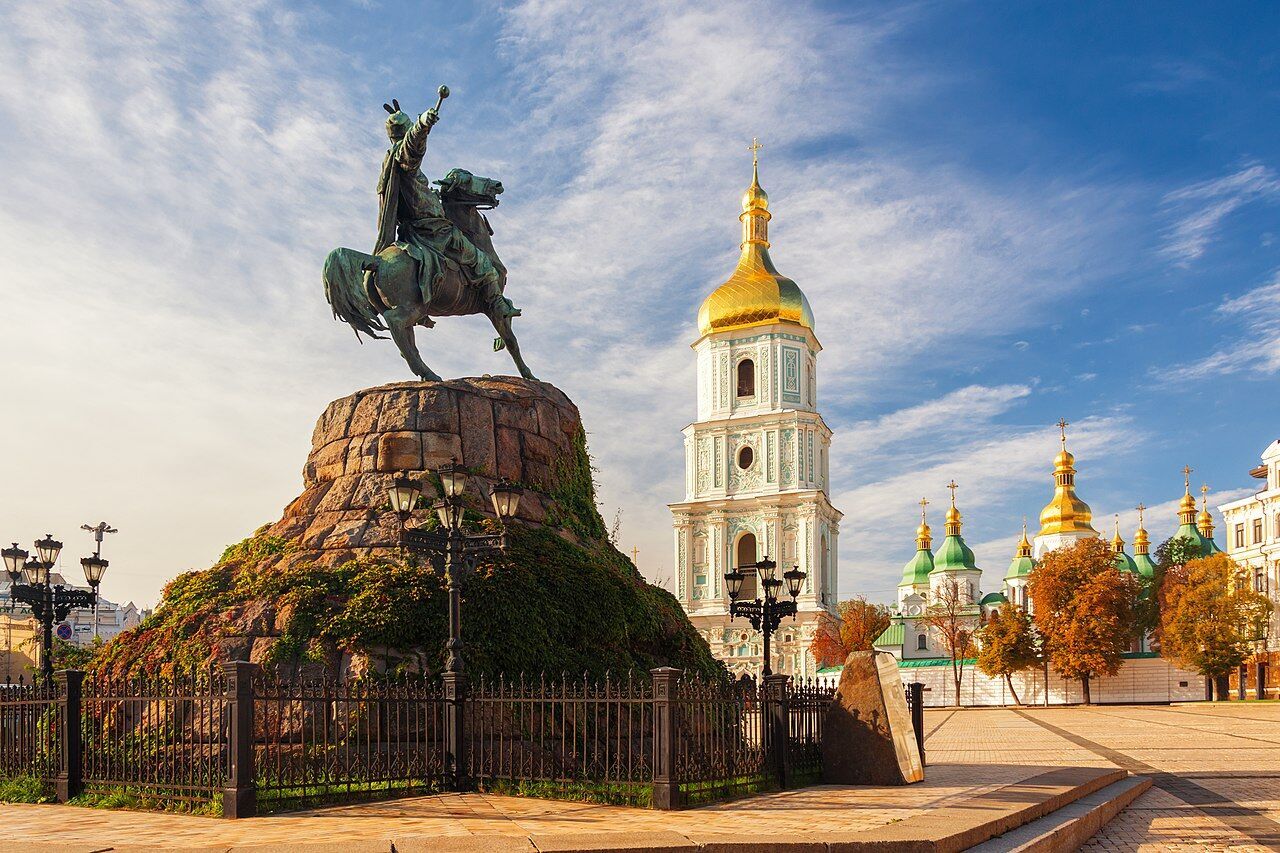 Один із символів міста: як відкривали найвідоміший пам’ятник Києва у 1888 році. Унікальне фото