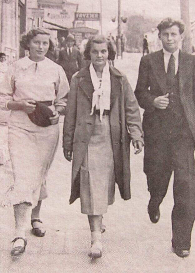 Стильні і усміхнені: який вигляд мали містяни у Рівному майже 100 років тому. Історичні фото