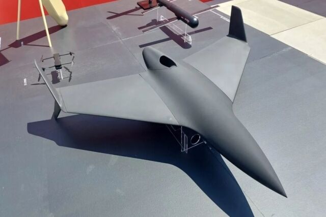 Союзник Украины презентовал дрон-камикадзе для истощения вражеской ПВО. Фото