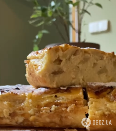 Пухкий яблучний пиріг, як хмаринка: готується без цукру