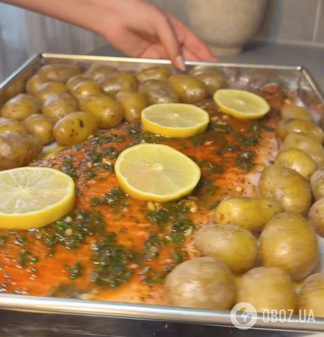 Сколько готовить рыбу с картофелем