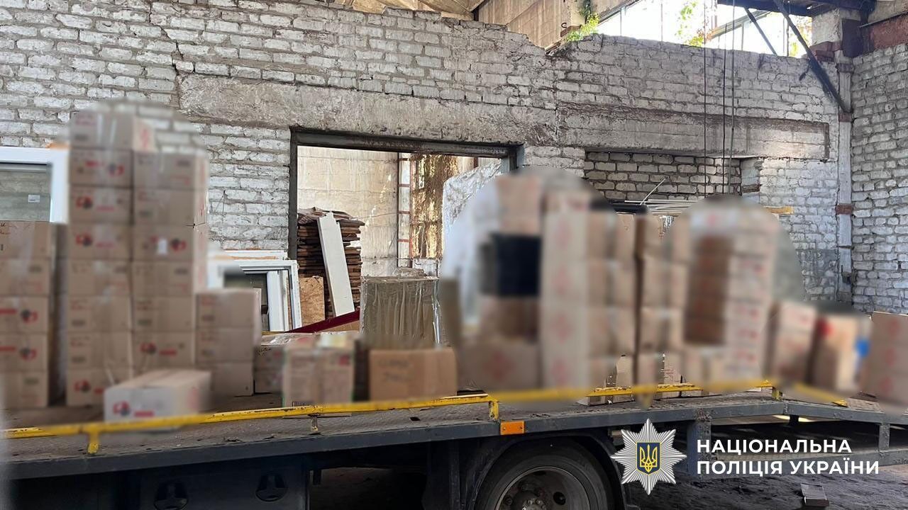 Видавали за імпортні препарати: Нацполіція ліквідувала наймасштабніше в Україні підпільне виробництво анаболічних стероїдів. Фото