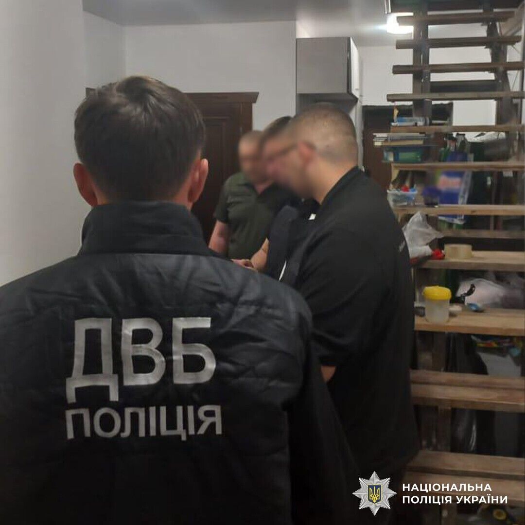 Снятие с розыска и оформление непригодности к службе: на Тернопольщине разоблачили незаконные сделки сразу в двух ТЦК. Фото