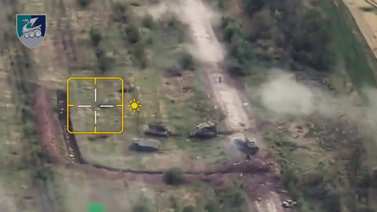 Ворог хотів прорвати оборону: морпіхи відбили потужний механізований штурм окупантів на Донбасі. Відео