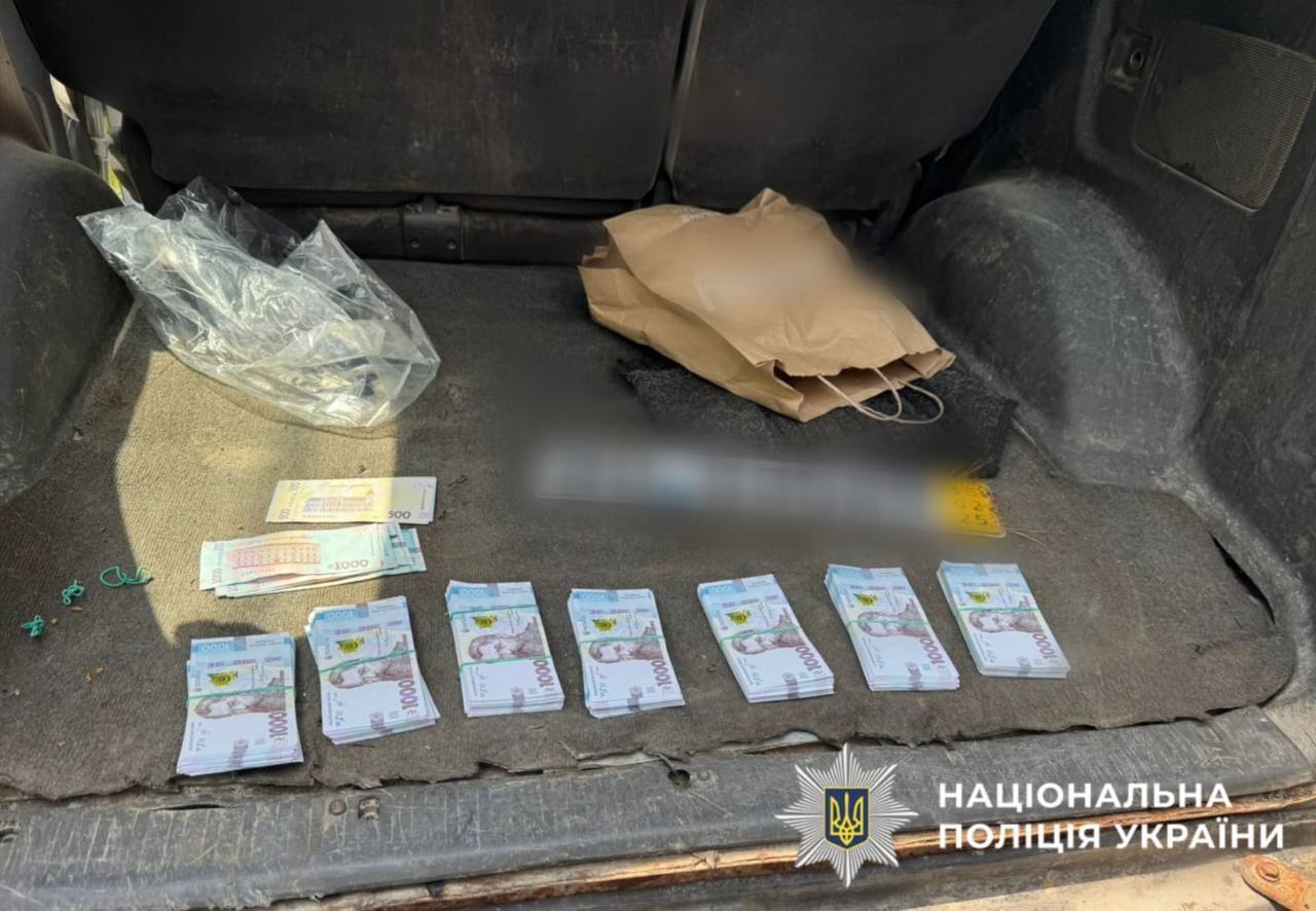 Продавав військовим авто, які завезені в Україну як допомога ЗСУ: на Київщині затримали зловмисника. Фото