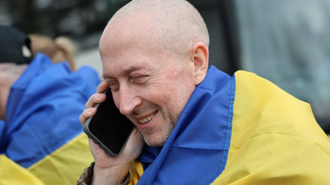 "Наши люди возвращаются домой": Зеленский сообщил о новом обмене пленными. Фото, видео