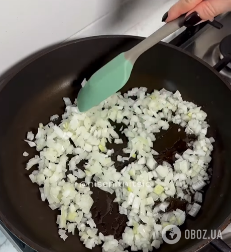 Сытные блины с грибами и сыром: делимся рецептом простой закуски на любой случай