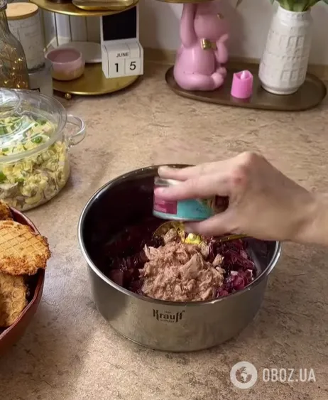 Самая вкусная намазка с тунцом и карамелизированным луком: подойдет на каждый день и для праздничного стола