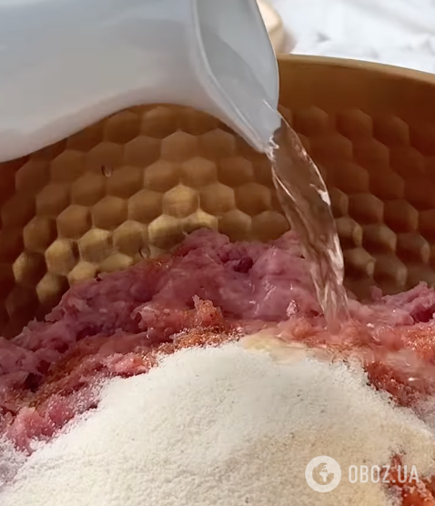 Що додати у фарш для котлет