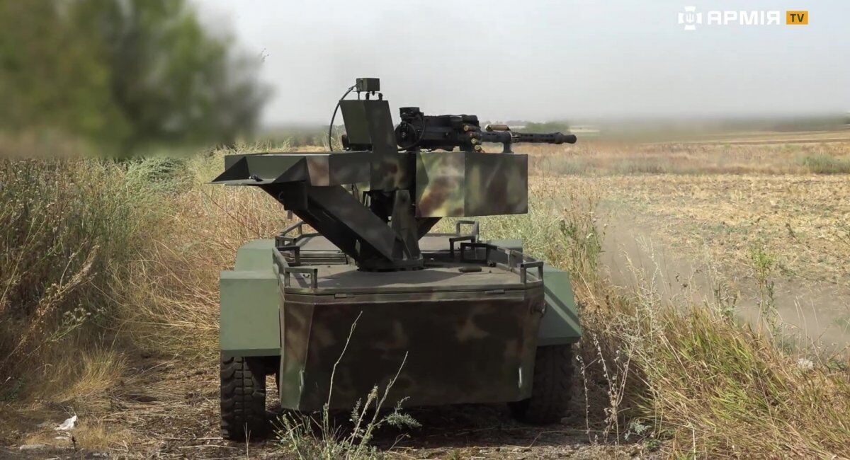 Може взяти ФАБ-500 і підірвати багато ворожої піхоти: в ЗСУ розповіли про переваги наземних дронів. Фото й відео