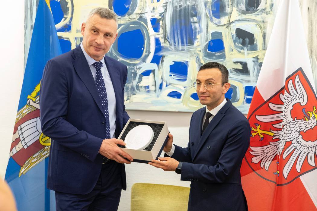 Кличко зустрівся з мером Франкфурта Джозефом: про що говорили