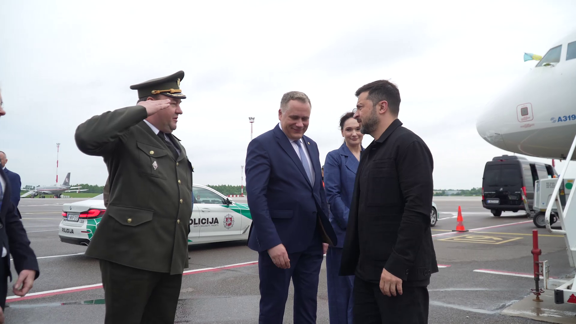 "Росія має відчути ціну своїх втрат": Зеленський у Вільнюсі виступив на Саміті країн Бухарестської дев’ятки та Нордичних країн. Відео