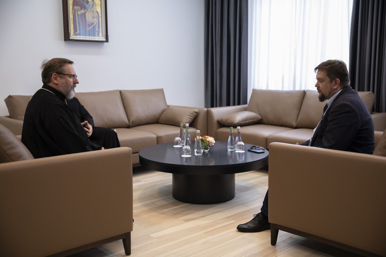 "Донорство крови – акт любви к ближнему": глава УГКЦ встретился с руководителем Украинского центра трансплант-координации. Фото