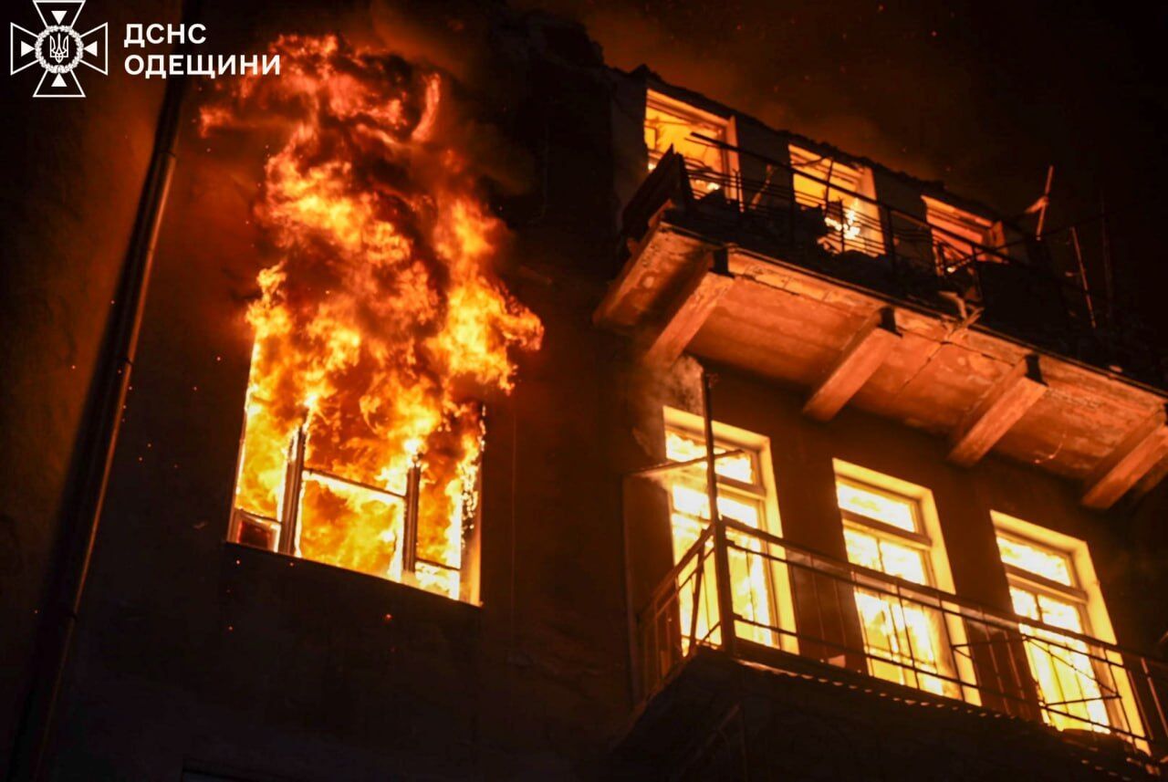 "Росія продовжує тактику терору": Зеленський відреагував на новий удар ворога по Україні та звернувся до Заходу