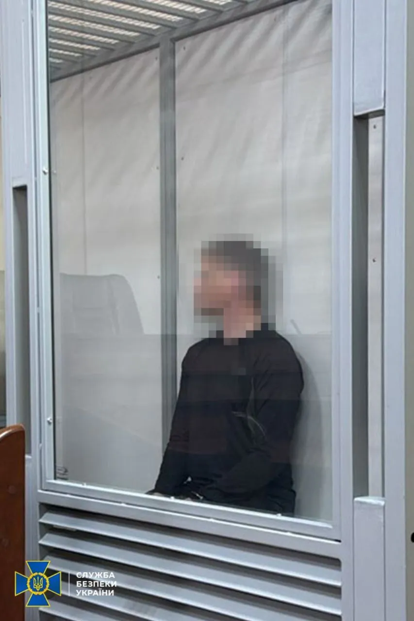 Підпалив авто Героя України та планував вбивство високопосадовця ЗСУ: у Києві затримали ворожого агента. Фото