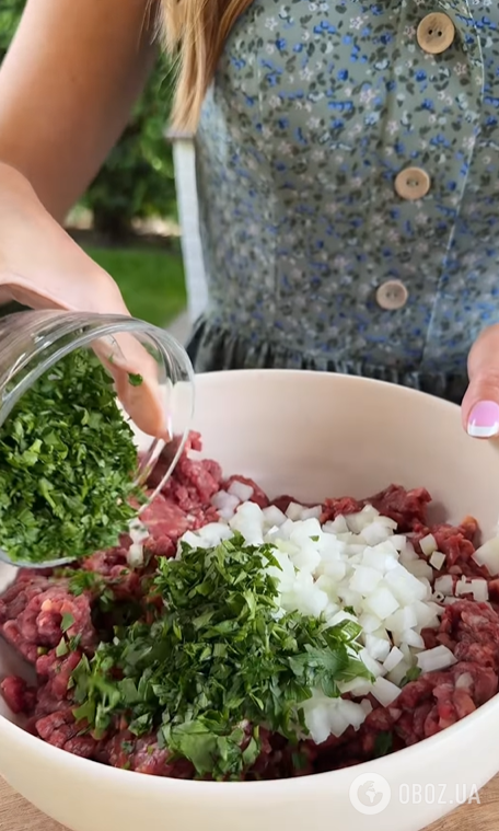 Как вкусно запечь молодую капусту с фаршем: делимся сытным рецептом