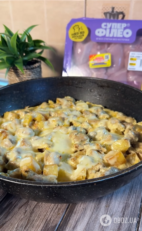 Вкусный картофель с курицей на сковородке: быстрый обед за считаные минуты