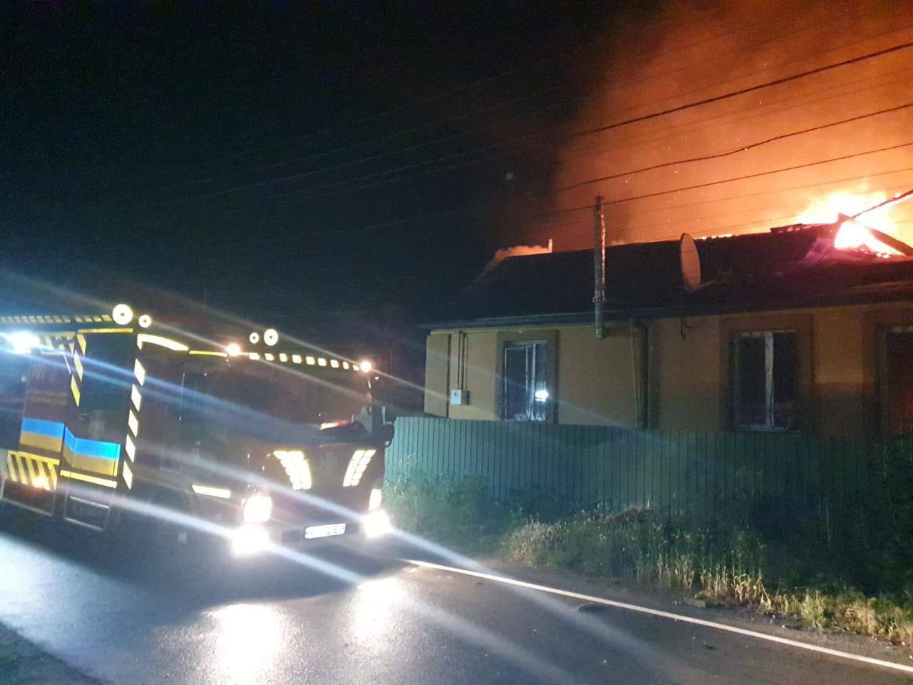 Київ та область перебували під атакою ворожих БПЛА й ракет: є влучання і пожежі, загинули та постраждали люди. Всі подробиці, фото й відео