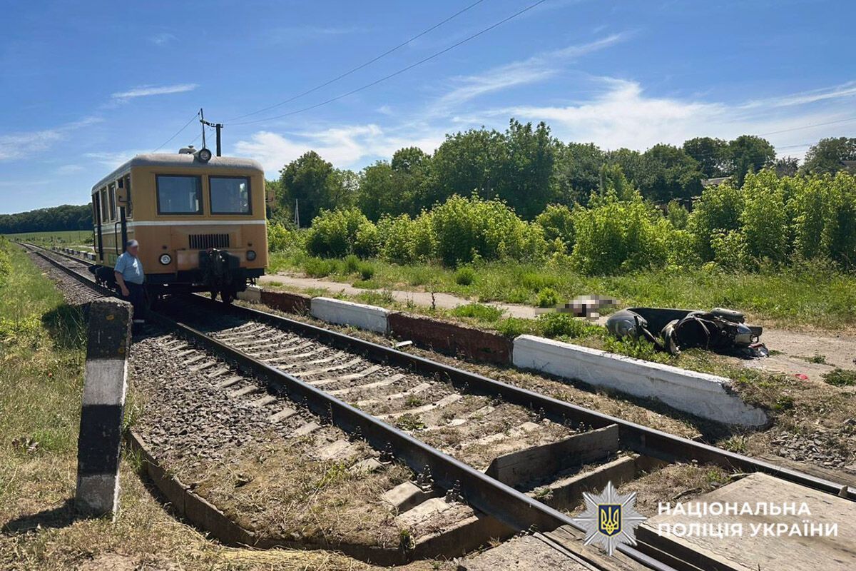 На Хмельниччині на залізниці загинув 12-річний хлопчик: з'явились деталі трагедії. Фото