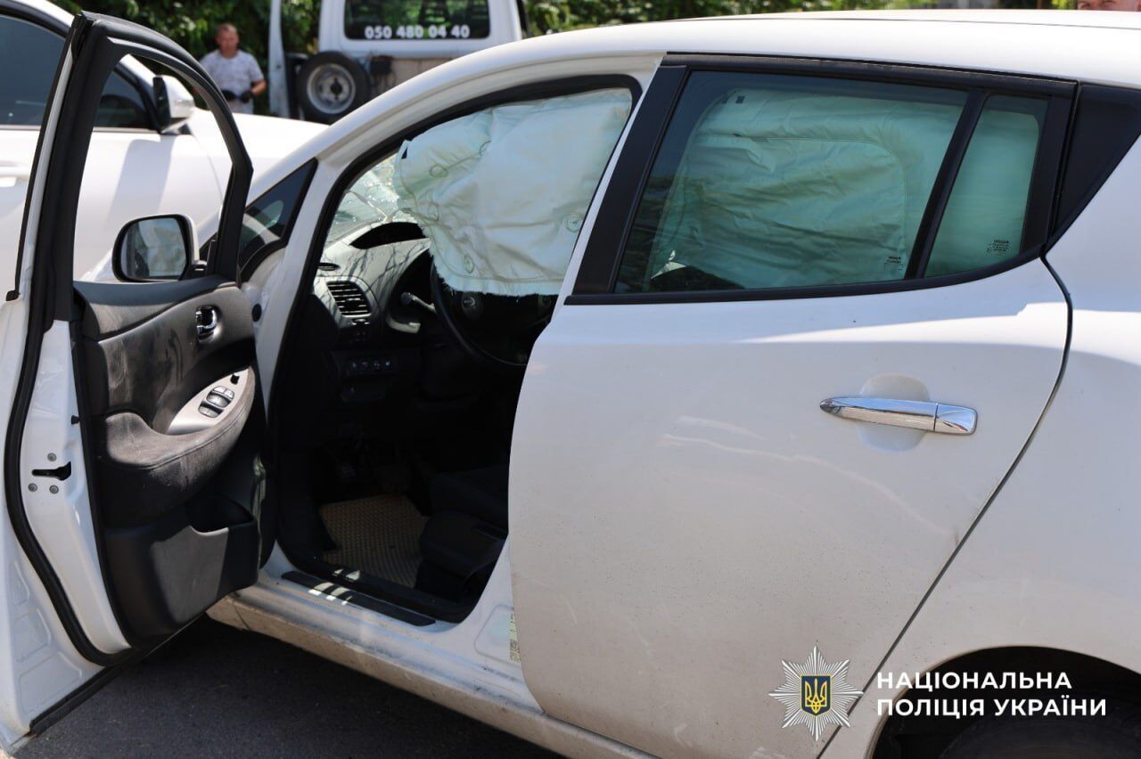 Окупанти вдарили балістикою по Дніпру та Самару: пошкоджено цивільну інфраструктуру, є жертви і сотні поранених. Фото й відео