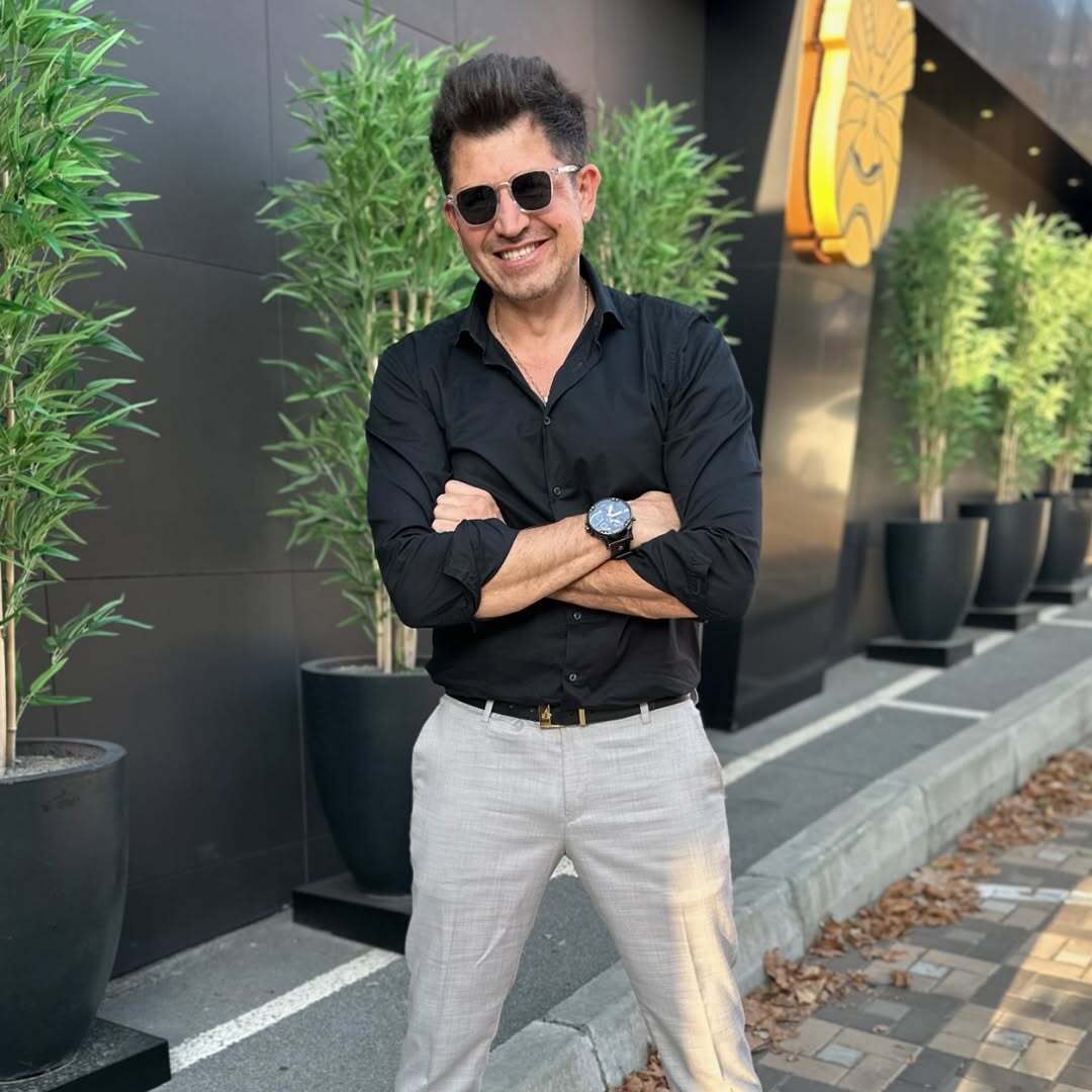 "Смертельно опасный разворот": Андрей Джеджула попал в ДТП, когда вез дочь в детский сад