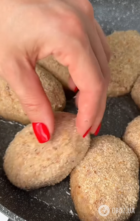 Классические сытные котлеты, которые любят все: делимся простым рецептом