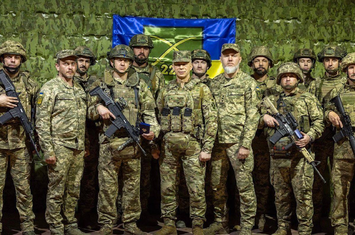 Просування російських військ у прикордонні Сумщини зупинено, лінія бойового зіткнення стабілізована, – Сирський
