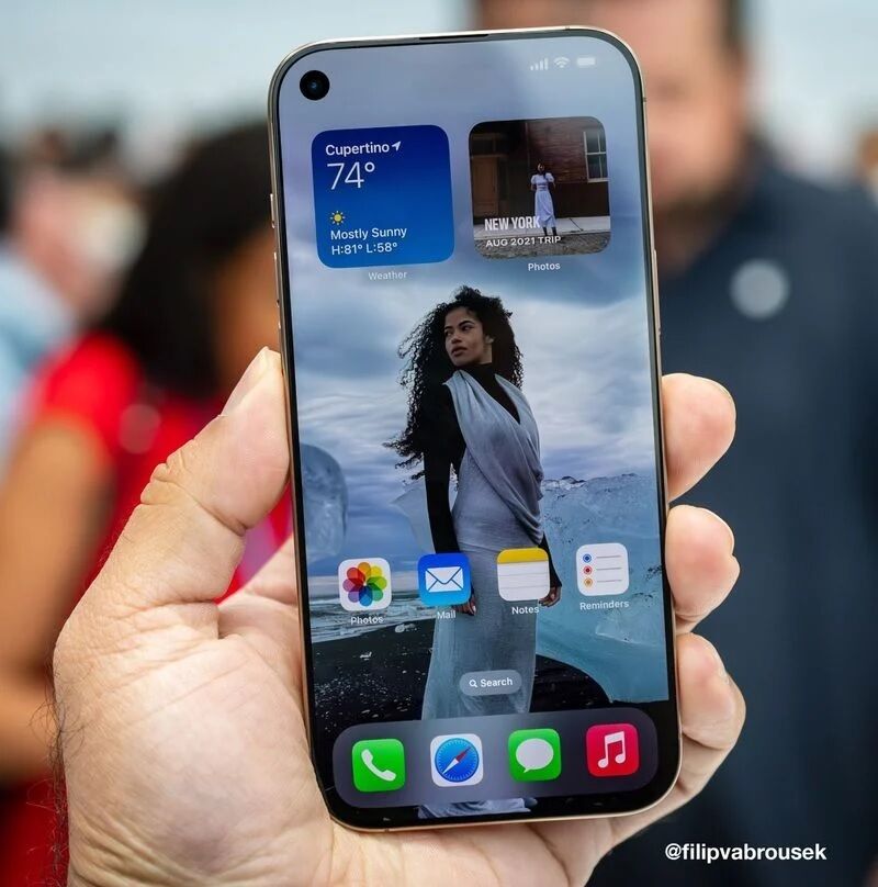 Есть два варианта: каким будет дисплей в iPhone 18 Pro