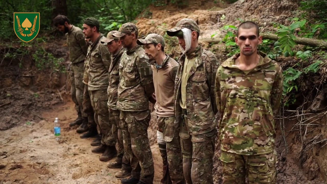 Воїни 21-ї механізованої бригади ЗСУ розгромили російських морпіхів на Сумщині та наловили полонених. Відео