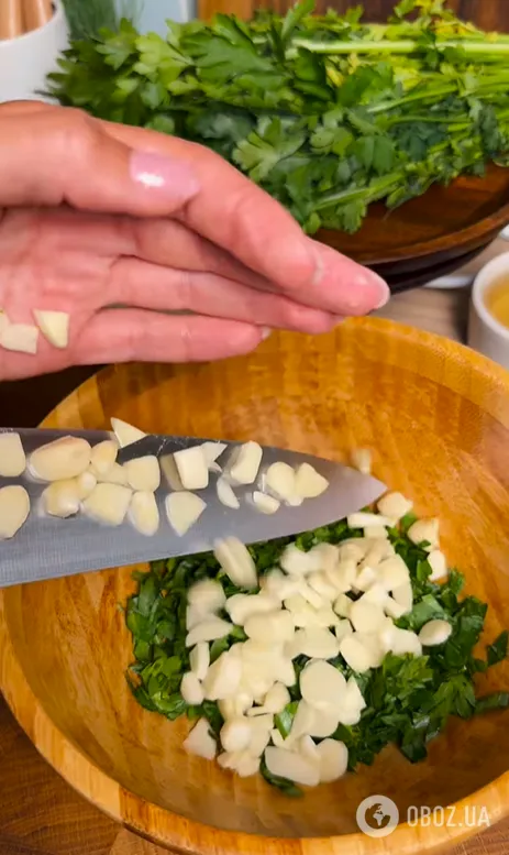 Как вкусно закрыть жареные кабачки на зиму: рецепт закуски, которая понравится всем