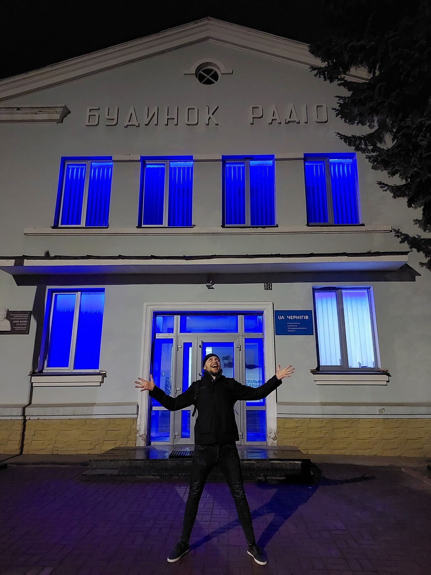 Остались беременная жена и дочь: на Сумском направлении погиб фронтмен рок-группы "Вирий". Фото