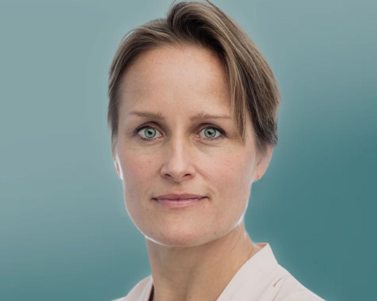 Дед был украинцем, но есть "нюанс": всплыли подробности о "корнях" Блез Метревели, возглавившей британскую спецслужбу МИ6