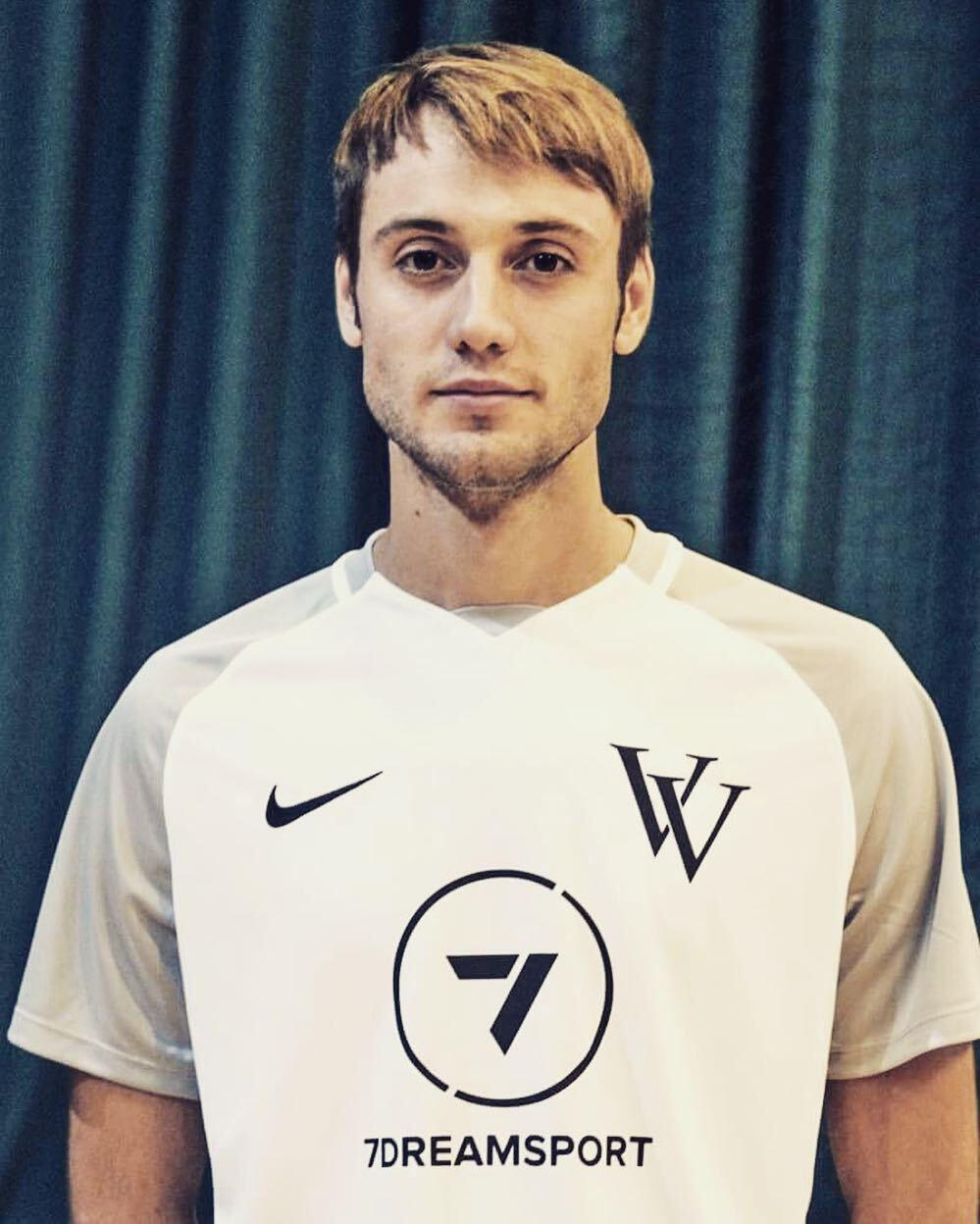 Украинский футболист забил фантастический гол рабоной. Видео