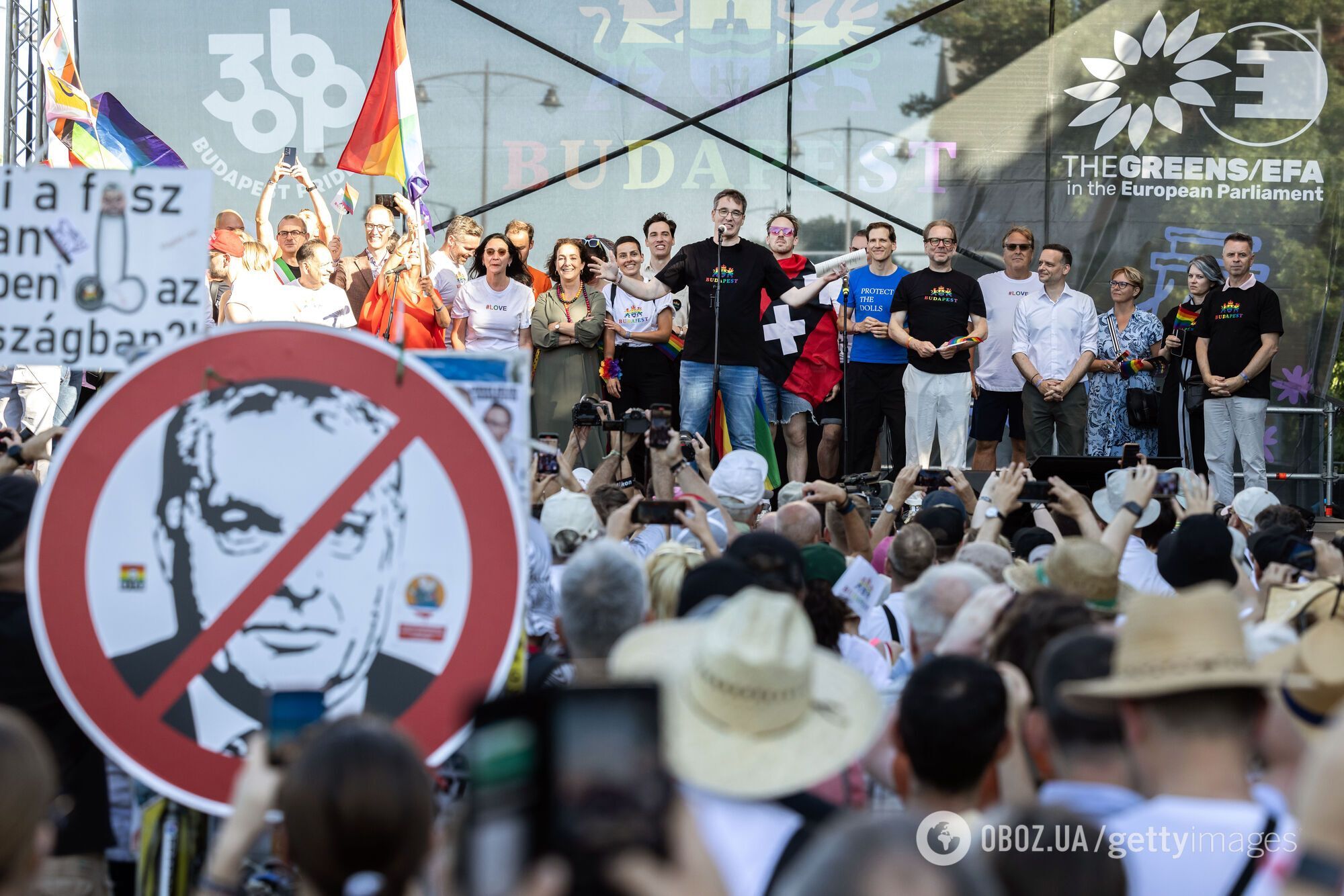 На улицы вышли до 200 тыс. человек: в Будапеште, несмотря на запрет Орбана, состоялся ЛГБТ-прайд. Фото