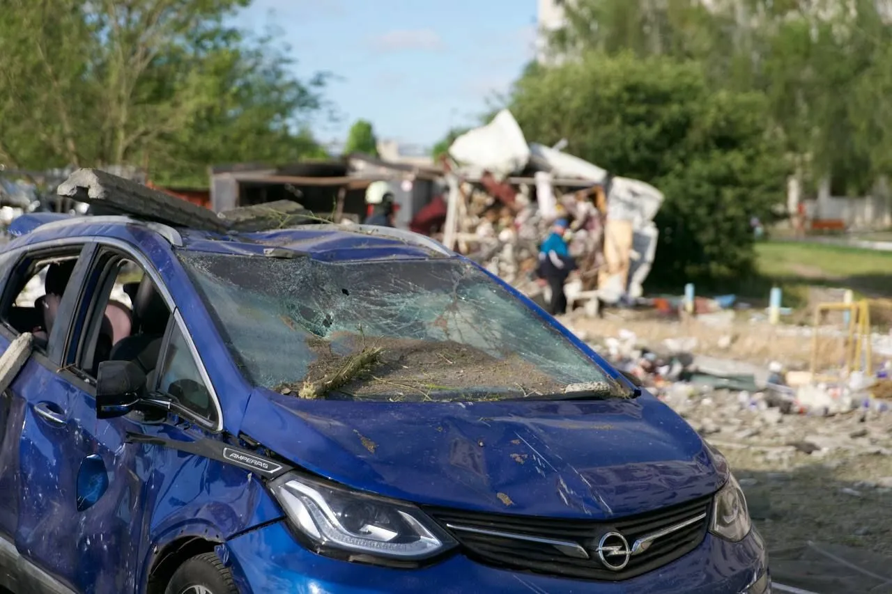 Росія масовано атакувала всю Україну сотнями "Шахедів", балістикою та ракетами з Ту-95МС: є влучання та постраждалі. Фото й відео