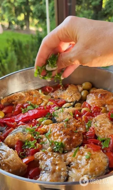 Как вкусно приготовить скумбрию на ужин: самый простой рецепт рыбы на сковородке