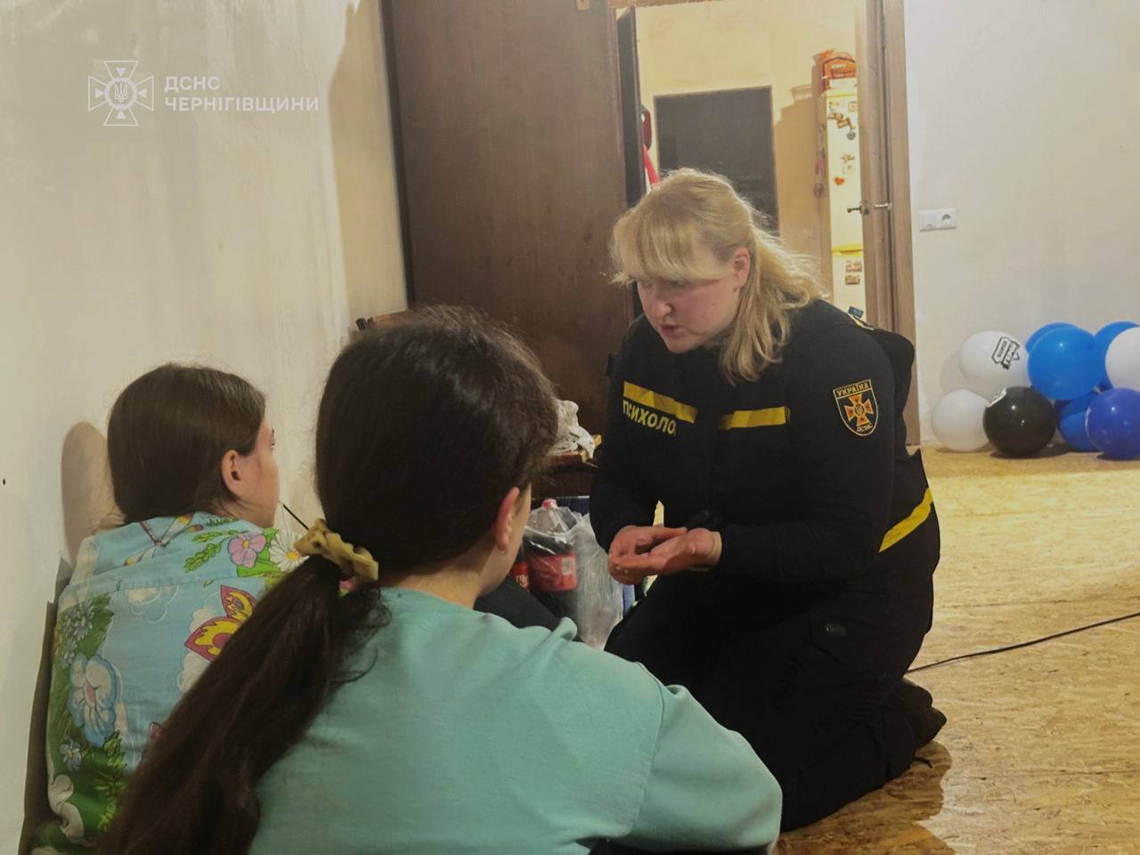 Росія атакувала Чернігів "Шахедами": пошкоджено будинки й підприємство, є поранені. Фото й відео