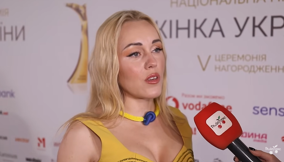 Олена Тополя вперше розповіла, яку пластичну операцію зробила та що за хвороба мучила її з 2007 року: ставало гірше