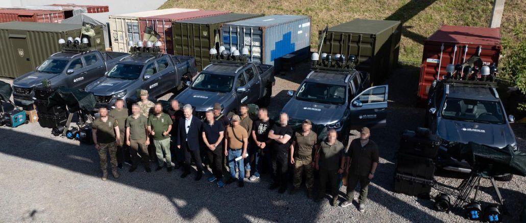 Будут ломать планы врага: Сухопутные войска и дивизион ВМС получили комплексы "Ай-Петри" от Порошенко