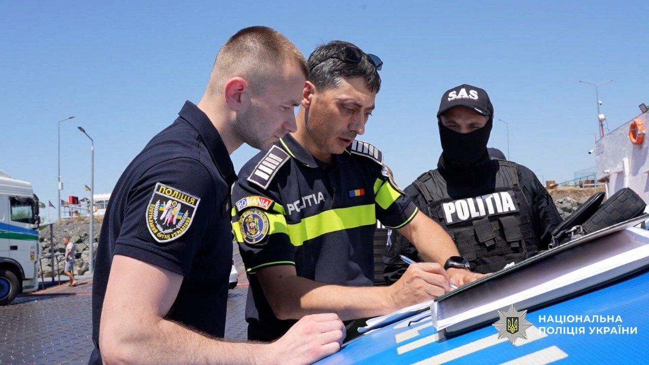 Переховувався в Румунії: в Україну екстрадували організатора злочинної групи паліїв. Фото