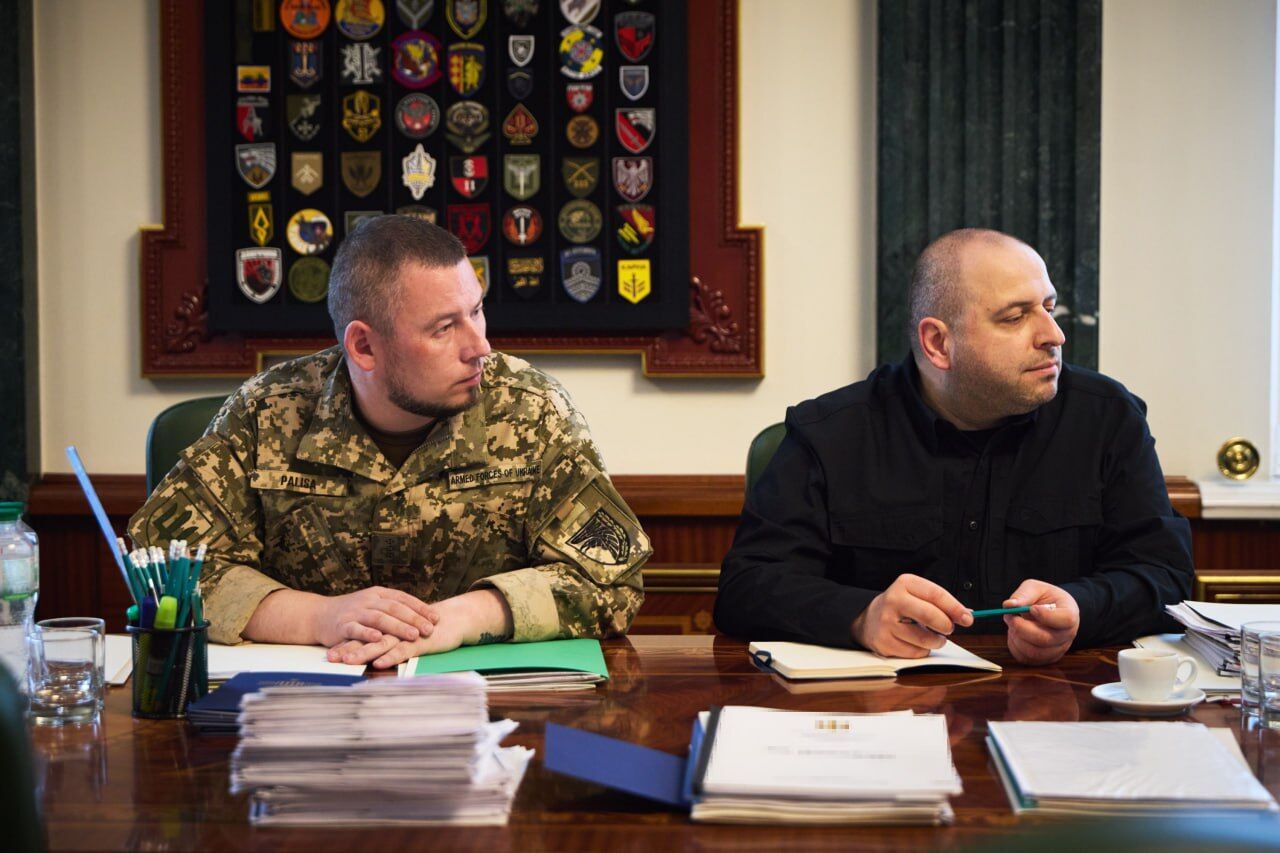 "Багато штурмів": Зеленський провів нараду з військовими щодо Покровського й інших напрямків фронту