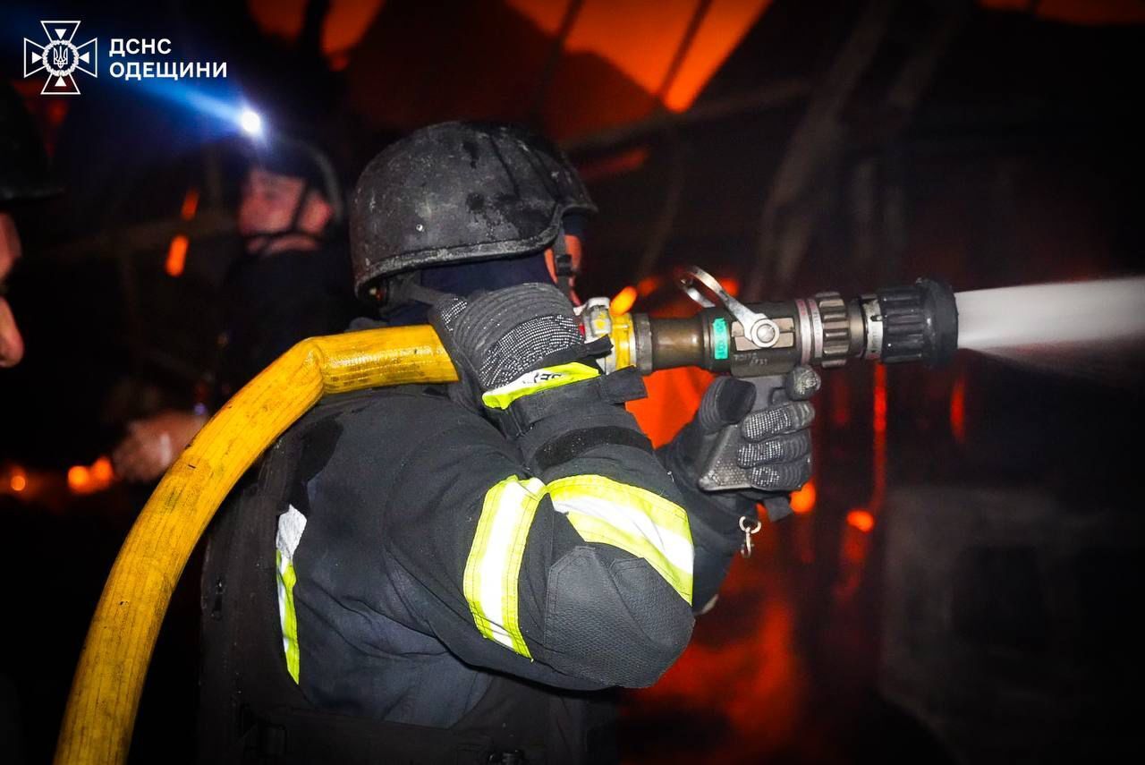 Росія вночі атакувала Україну 95 дронами: знешкоджено 61 безпілотник